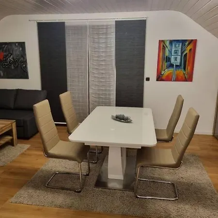 Gemuetliche Wohnung Am Waldrand Thierhaupten Экстерьер фото