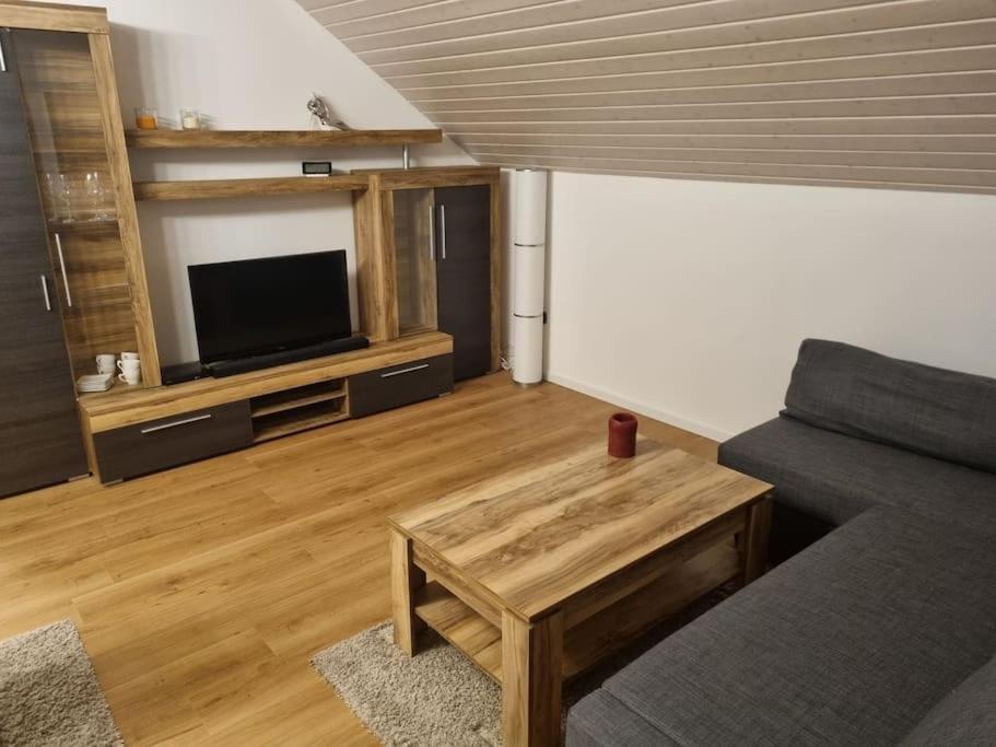 Gemuetliche Am Waldrand Apartment Thierhaupten
